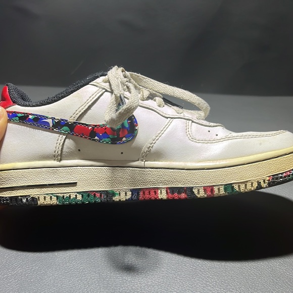 Rare Crayon Nike Air Force 1 - Picture 2 of 6